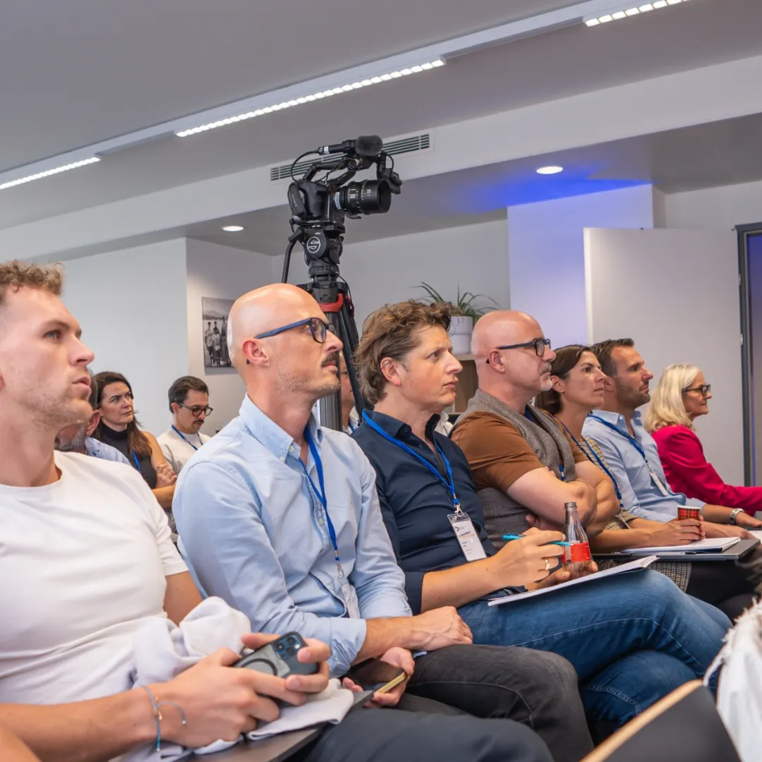 KI-Bootcamp: Teilnehmende im Seminarraum