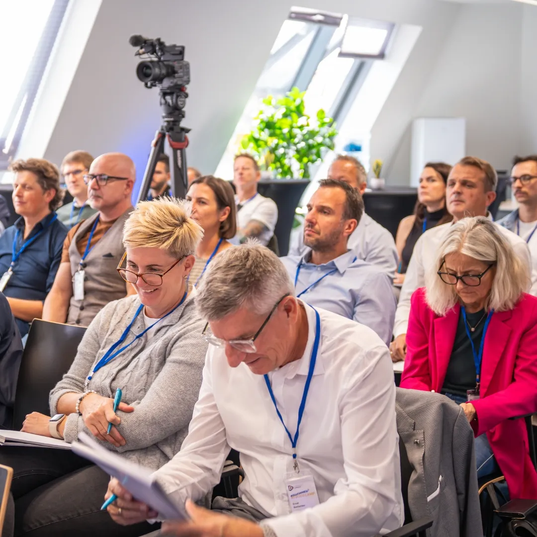 KI-Bootcamp: Namensschilder und Event-Details